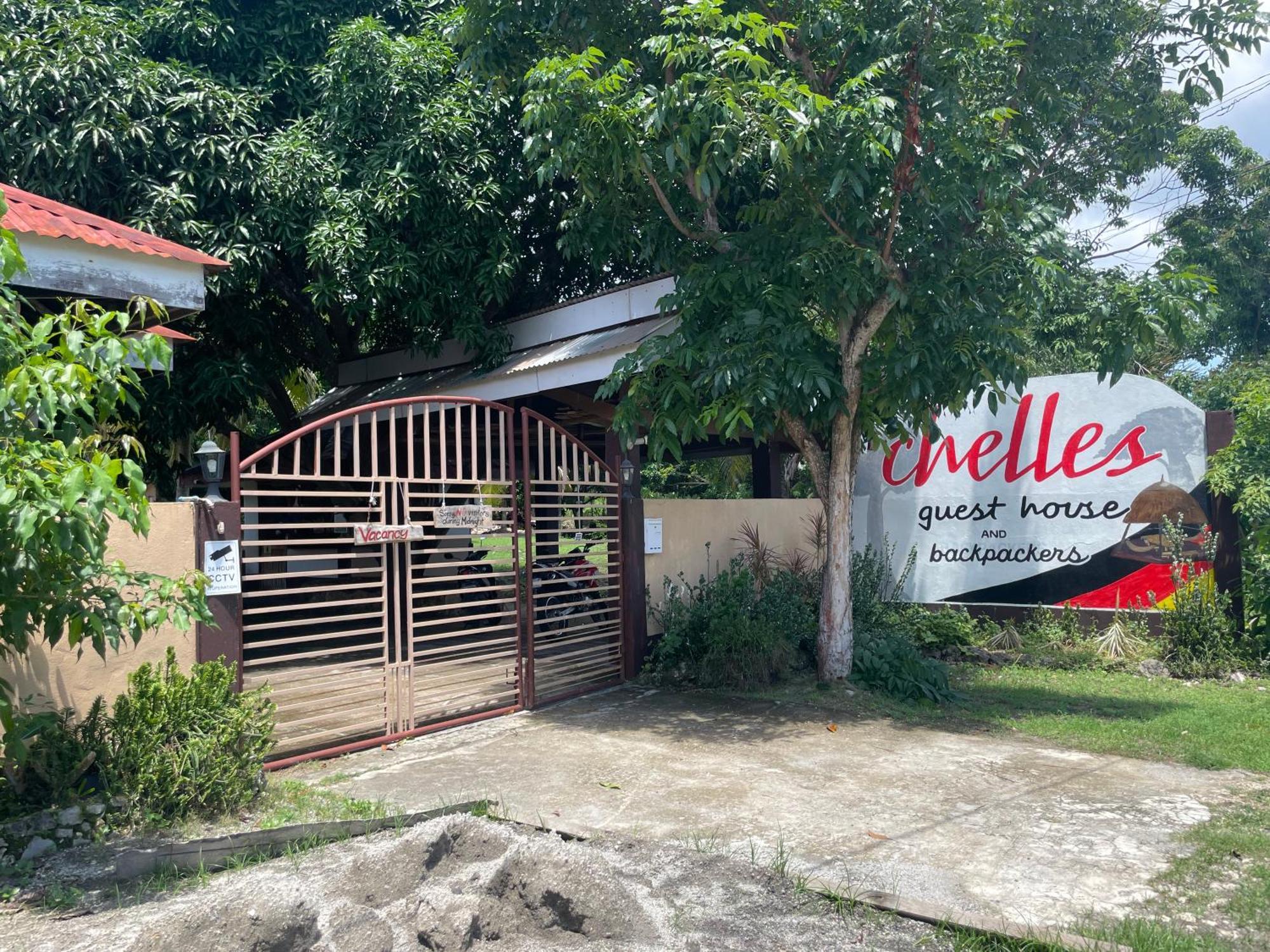 Chelle'S Guesthouse And Backpackers Siquijor Exterior photo