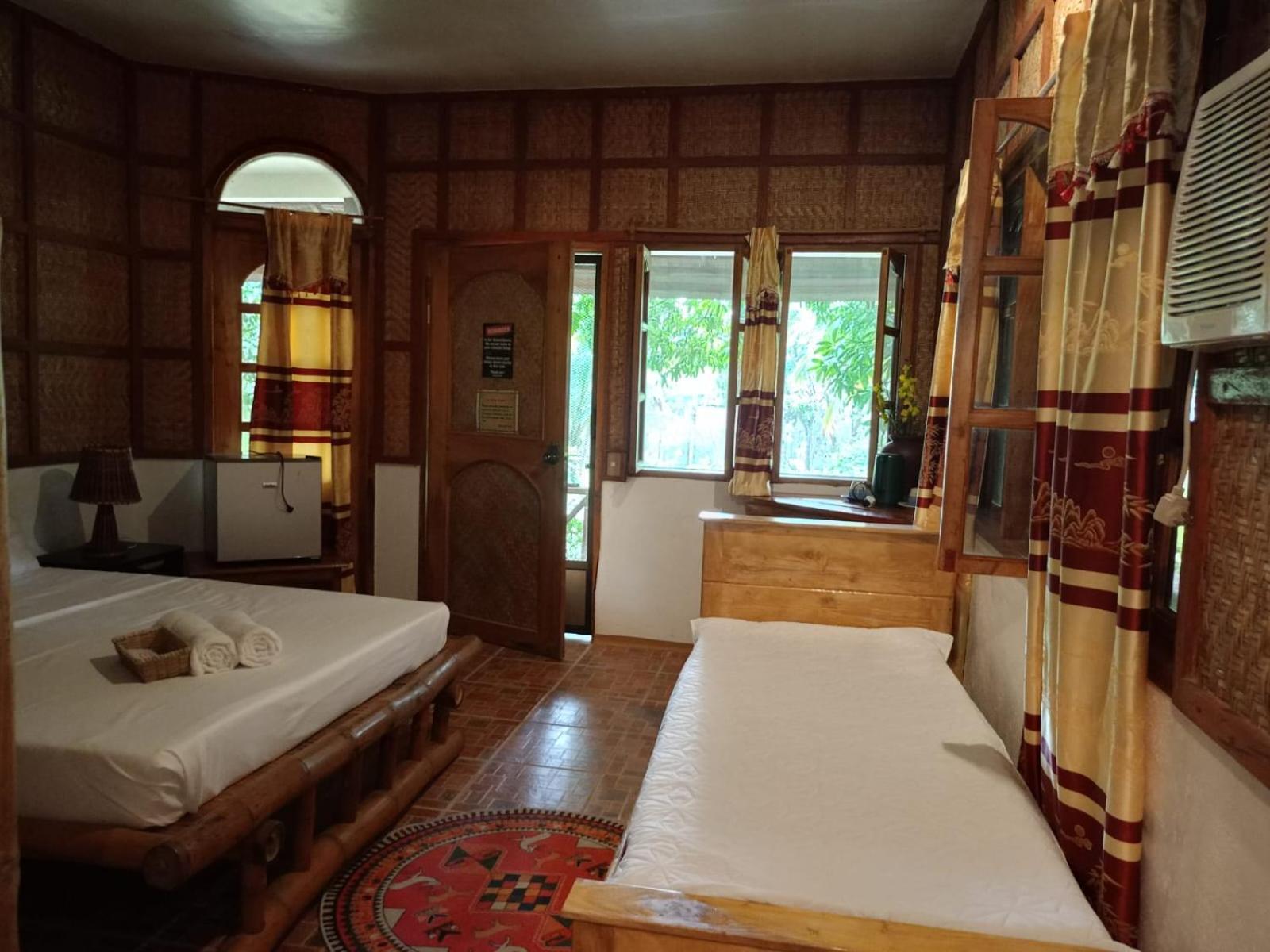 Chelle'S Guesthouse And Backpackers Siquijor Exterior photo
